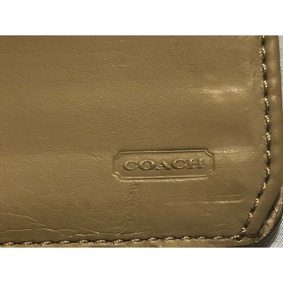 Authentic Vintage Gold Pleated Coach Wallet - Picture 5 of 8